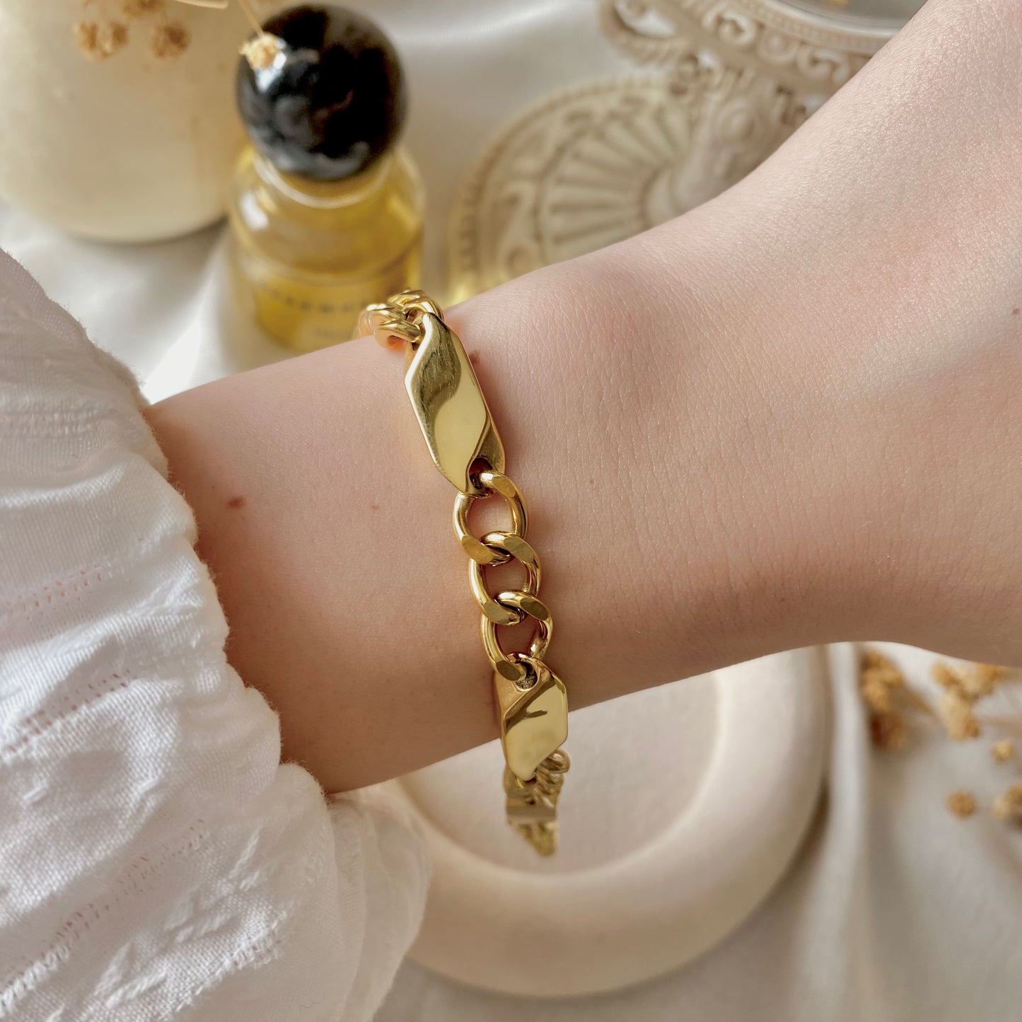 30622 Gold Plated Bracelet