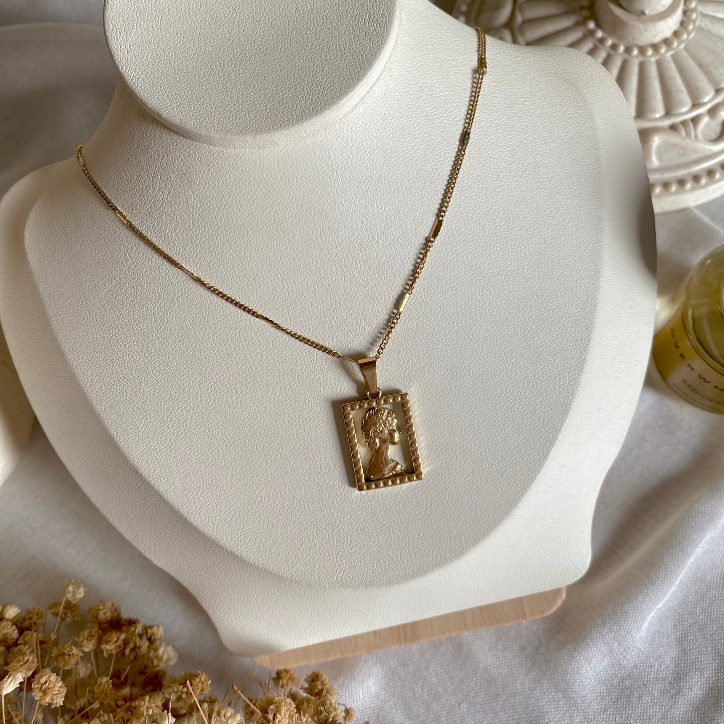 10864 Gold Plated Necklace