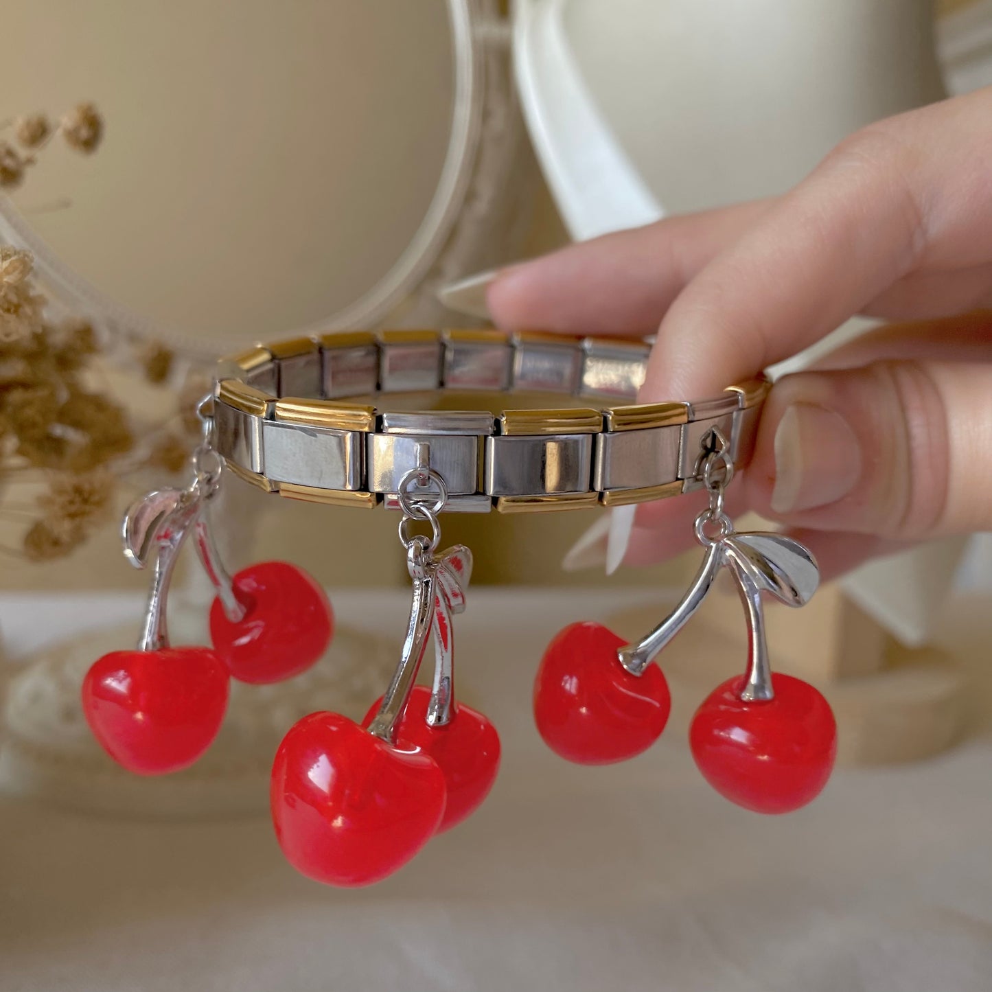 20394 Gold Plated Bangle