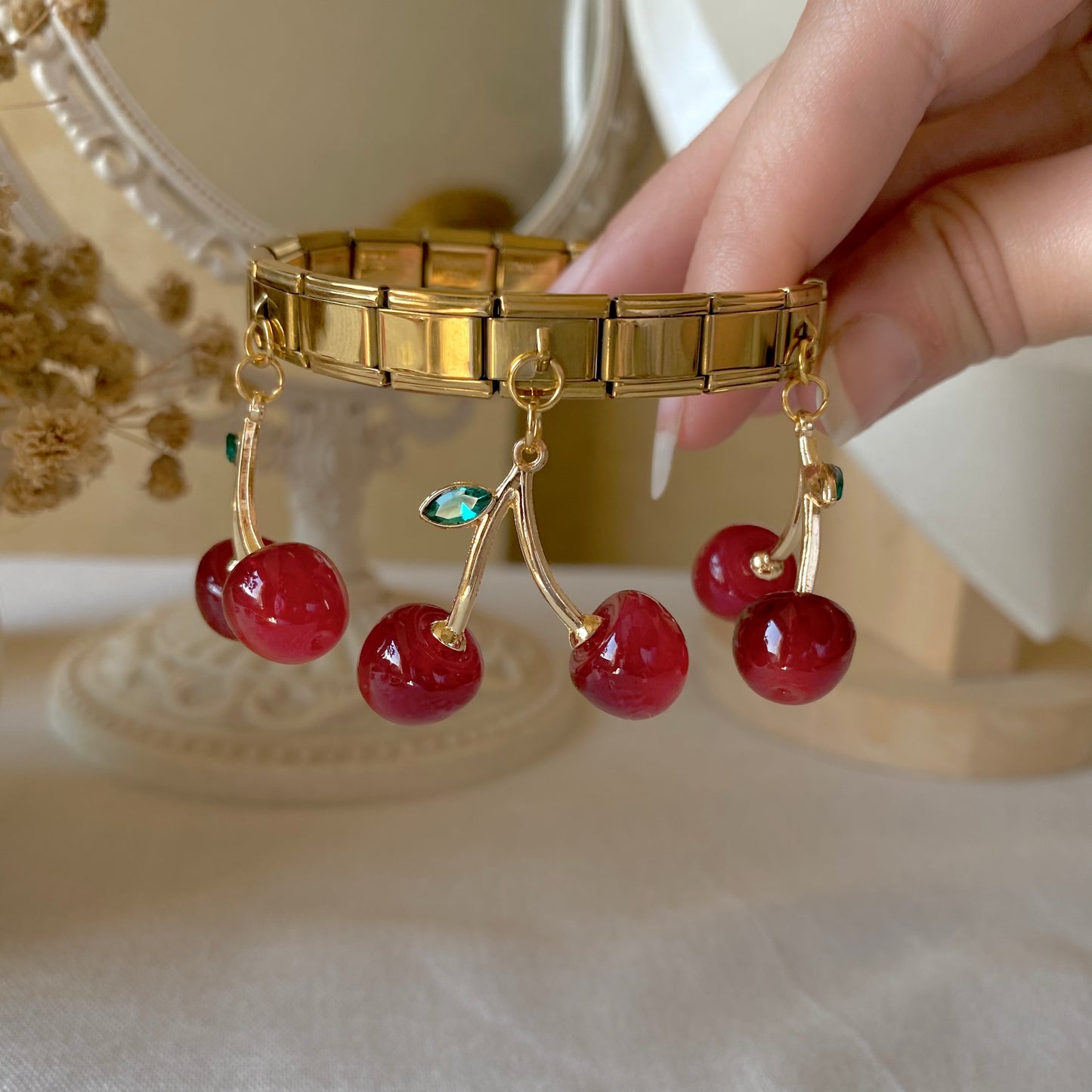 20393 Gold Plated Bangle