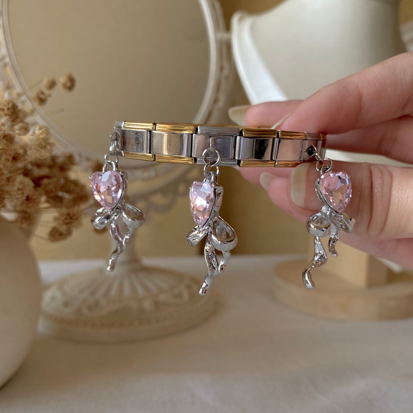 20396 Gold Plated Bangle