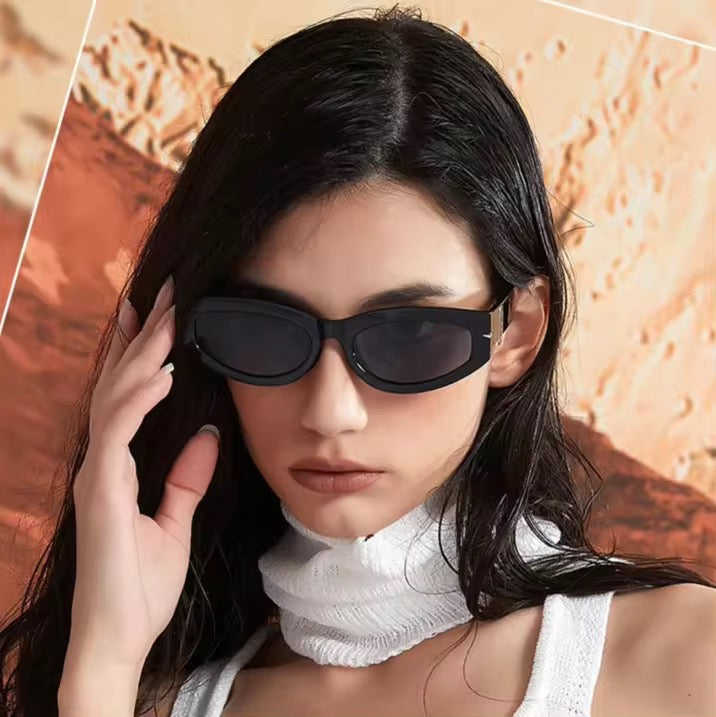 0004 Modern Oval Frame Sunglasses