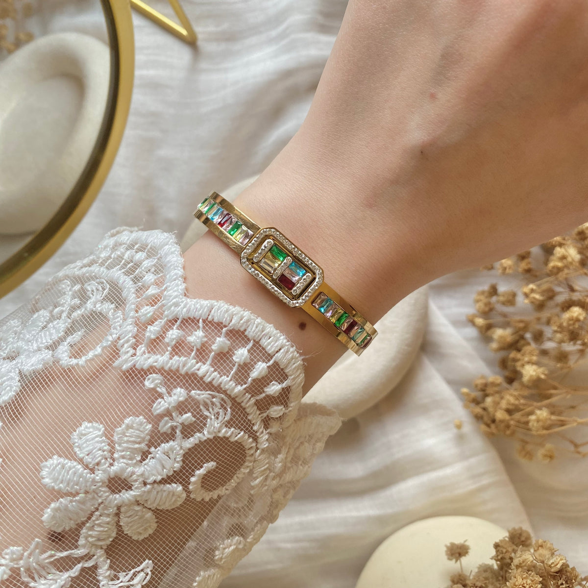 20407 Gold Plated Bangle