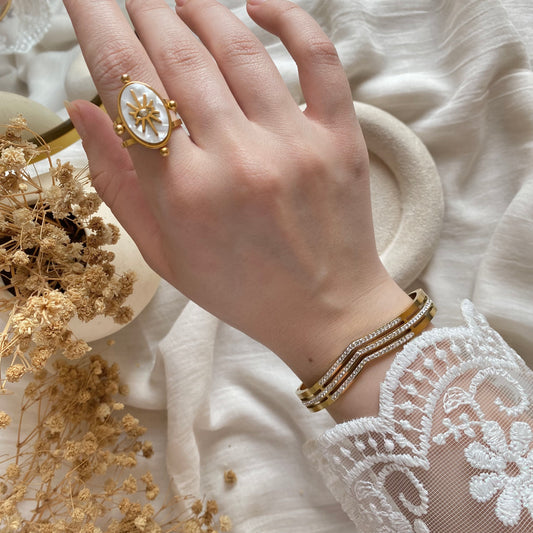 20420 Gold Plated Bangle