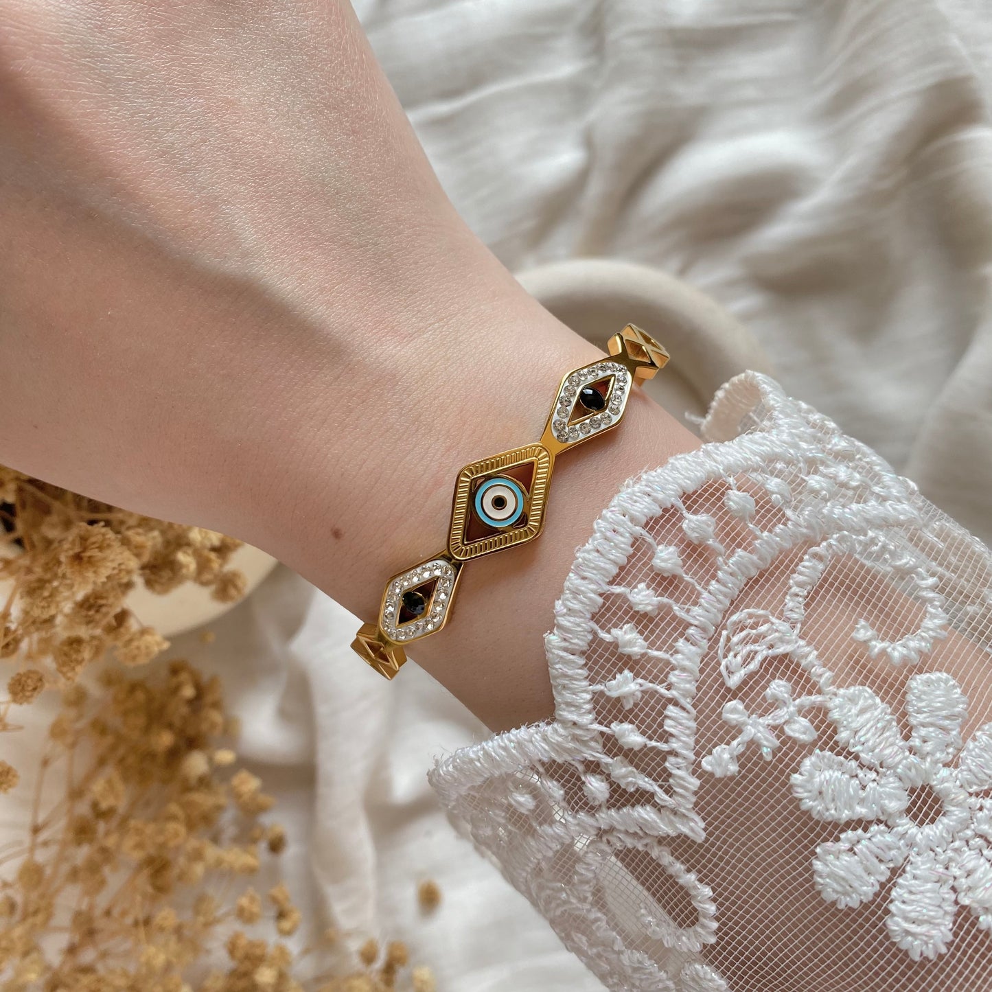 20426 Gold Plated Bangle