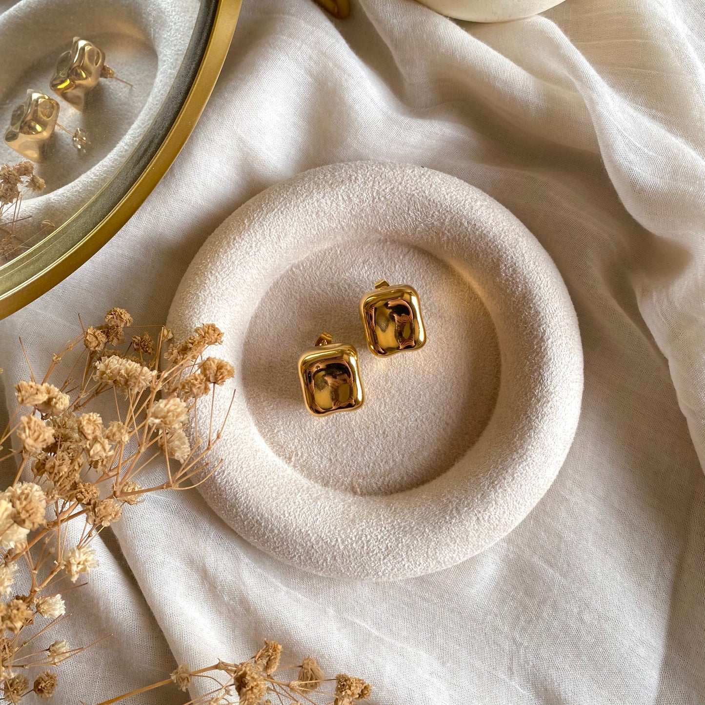 40533 gold plated Earrings