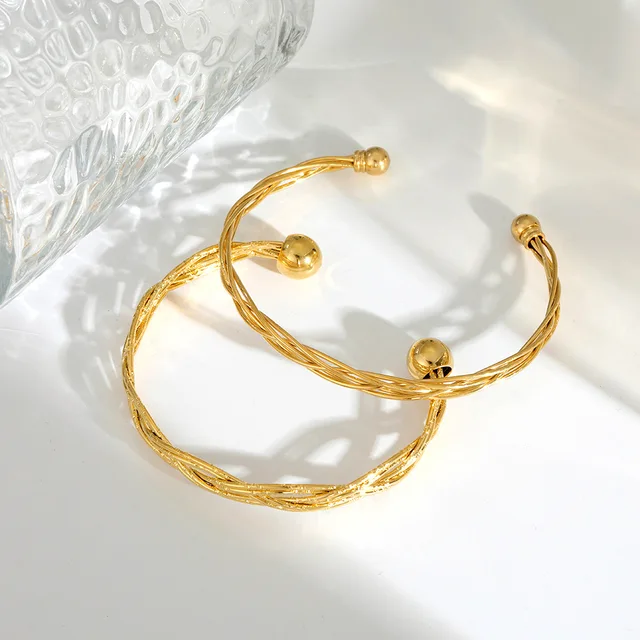 20193 Gold Plated Bangle