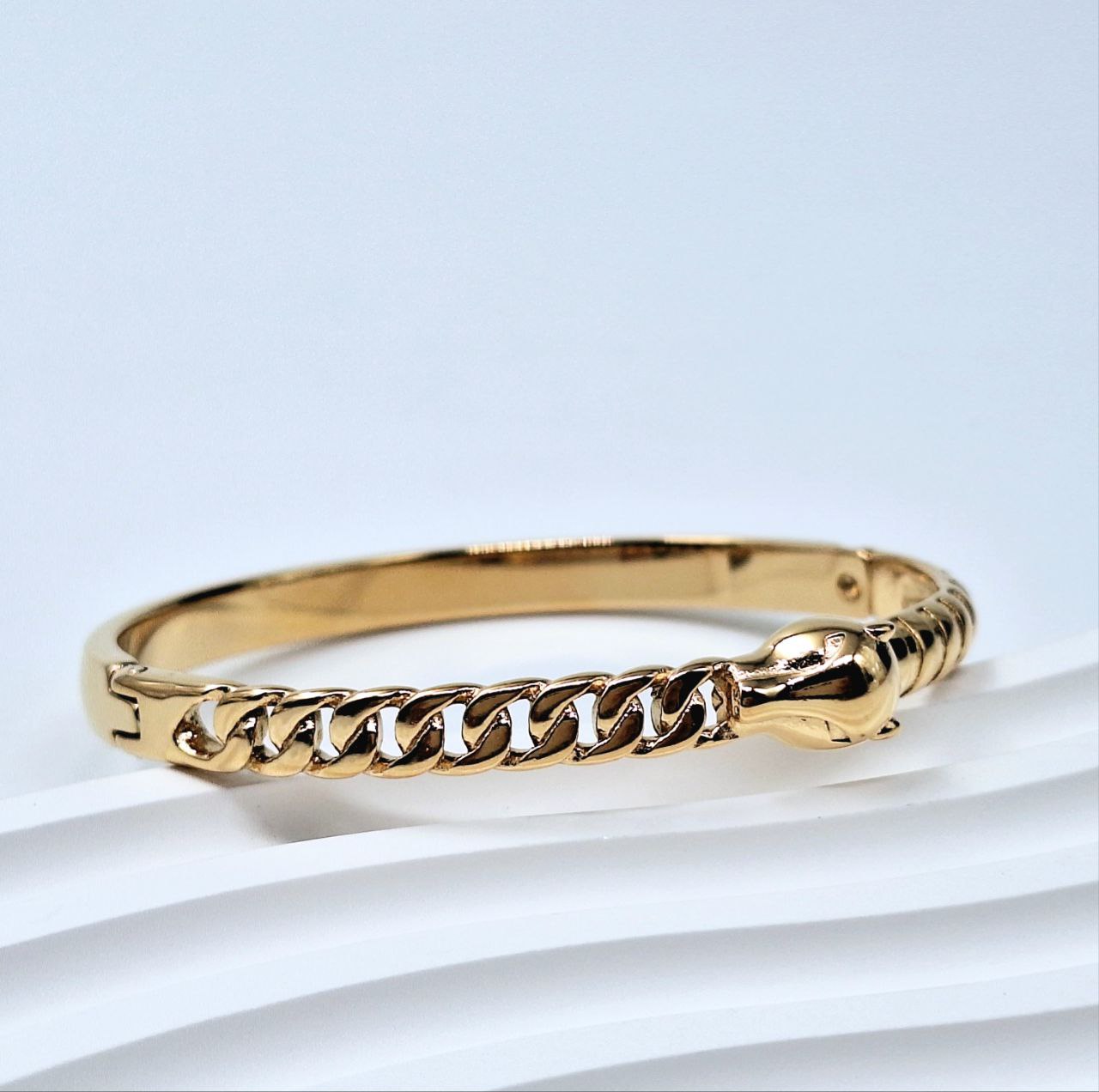20261 Gold Plated Bangle