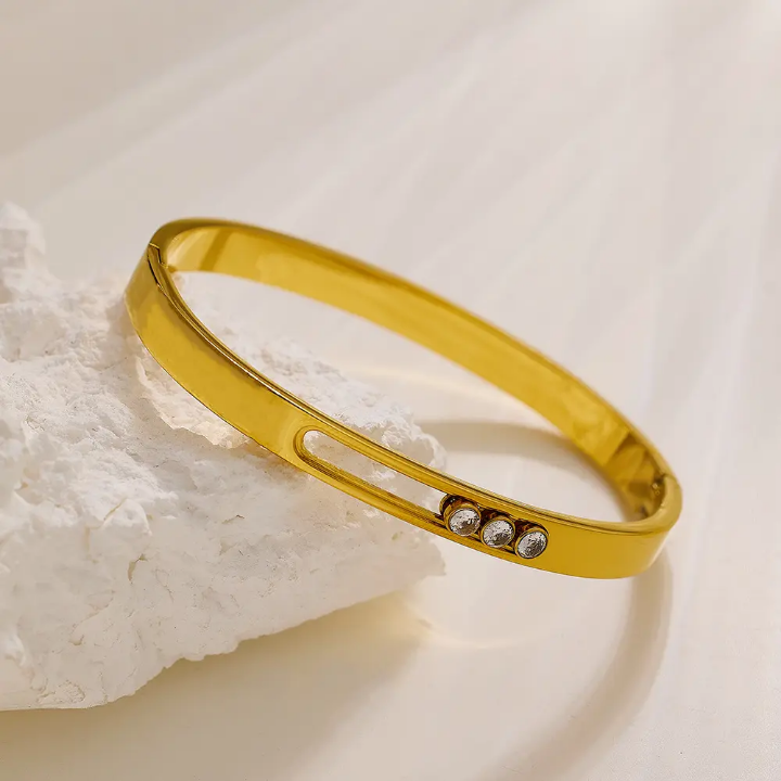 20329 Gold Plated Bangle