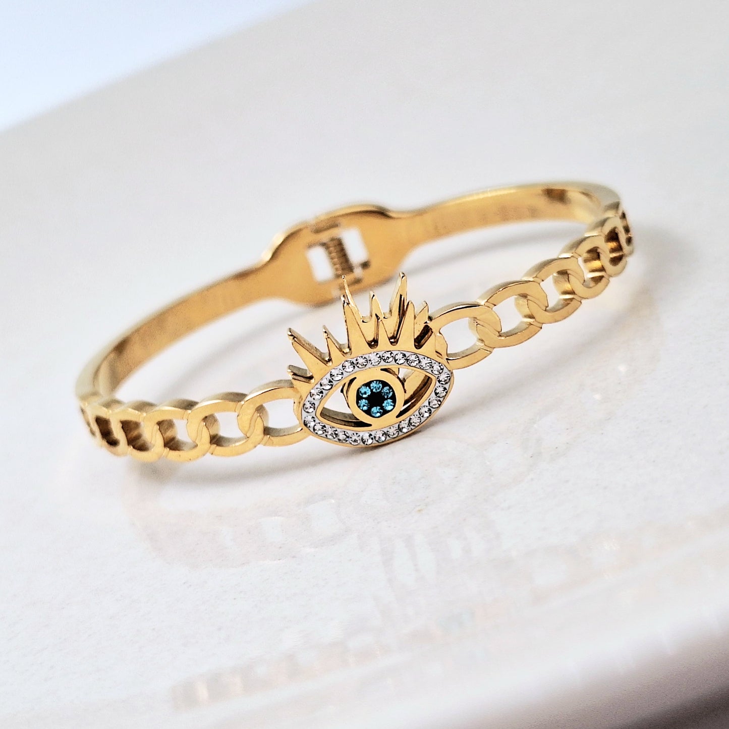 20218 Gold Plated Bangle