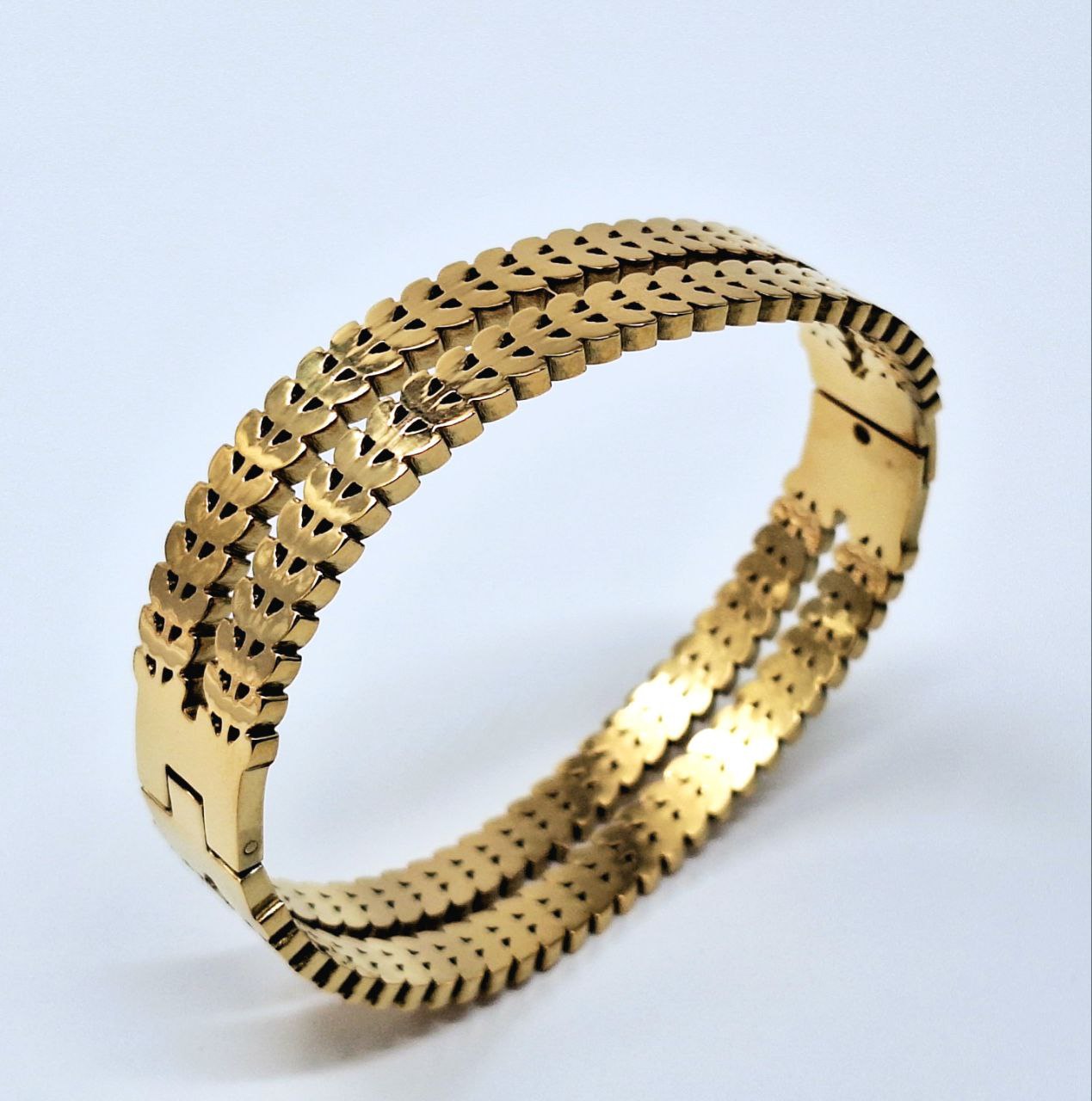 20258 Gold Plated Bangle