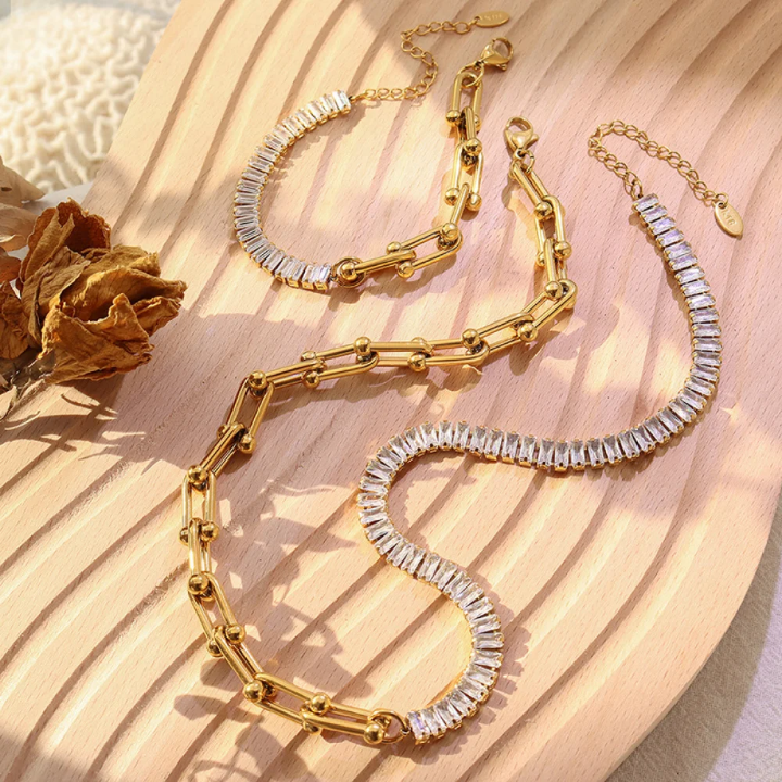 10677 Gold Plated Necklace