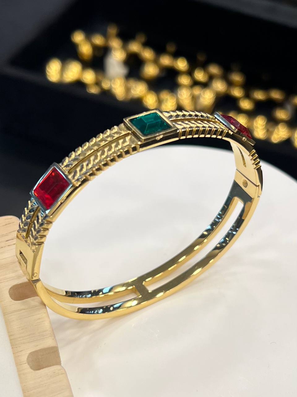 20234 Gold Plated Bangle