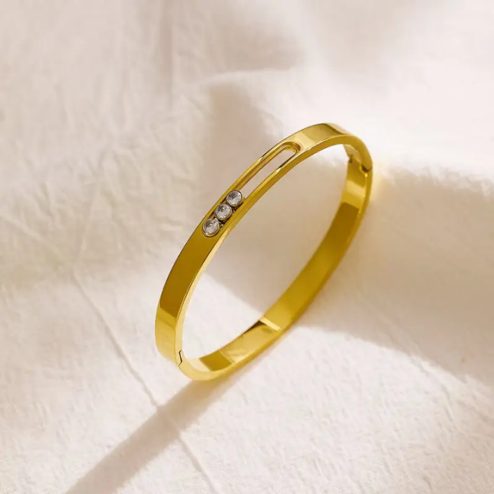 20329 Gold Plated Bangle