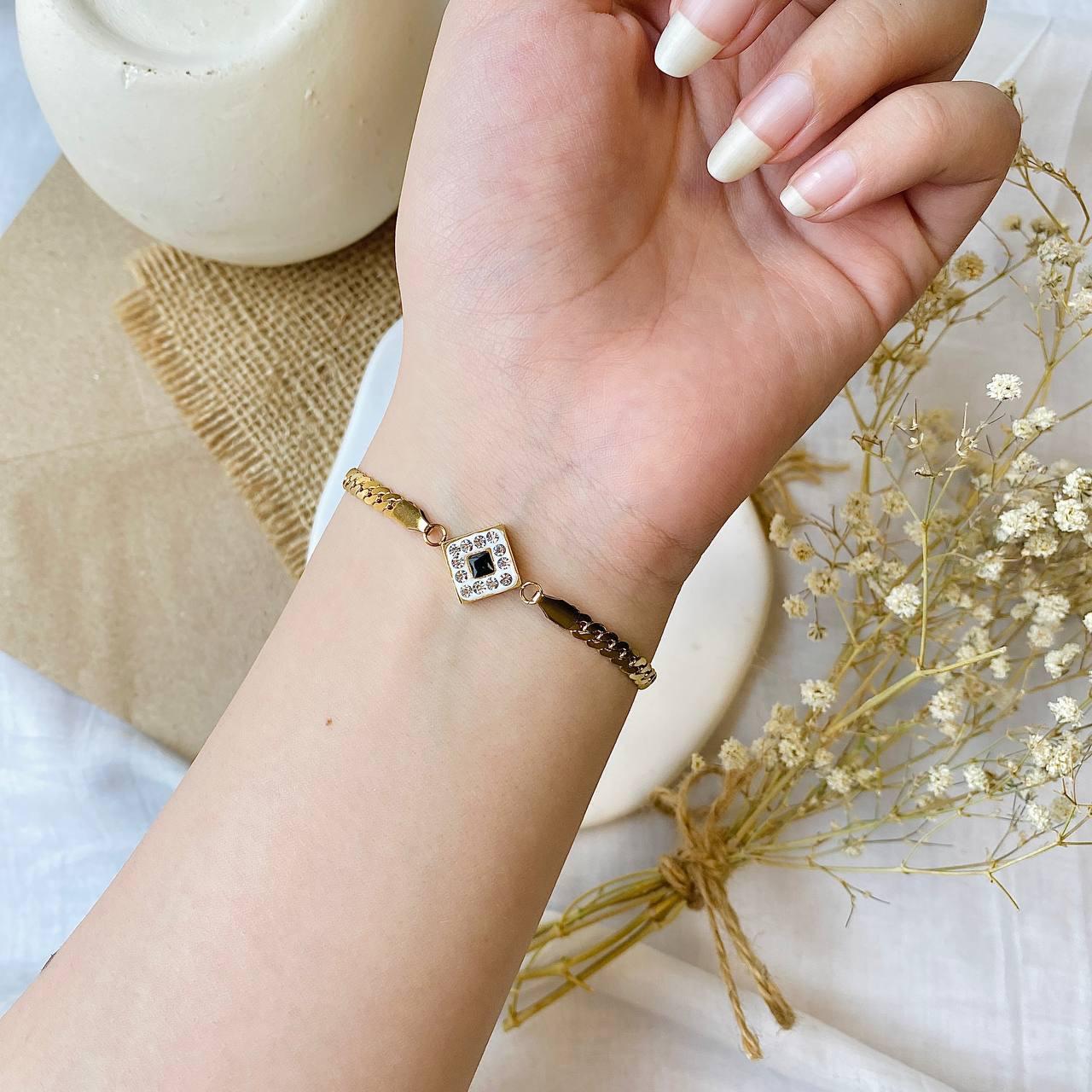 30397 Gold Plated Bracelet
