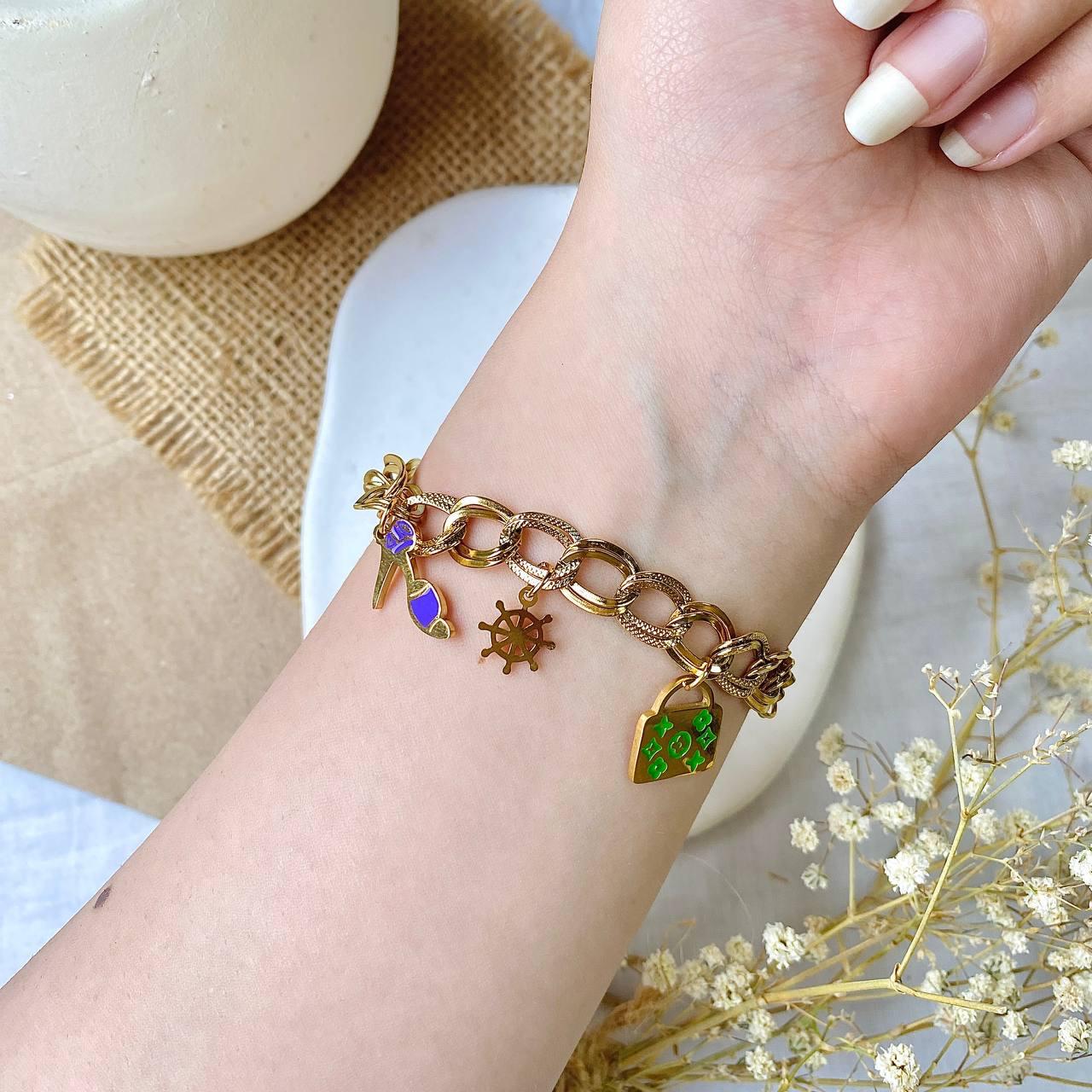 30396 Gold Plated Bracelet