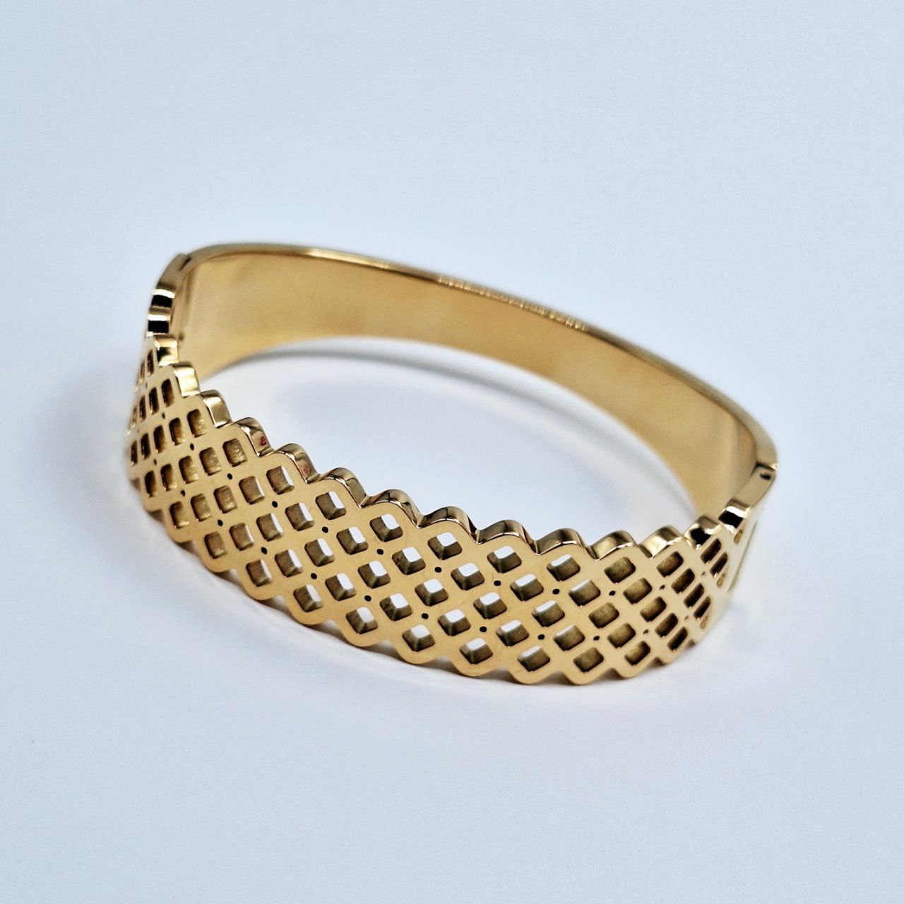 20242 Gold Plated Bangle