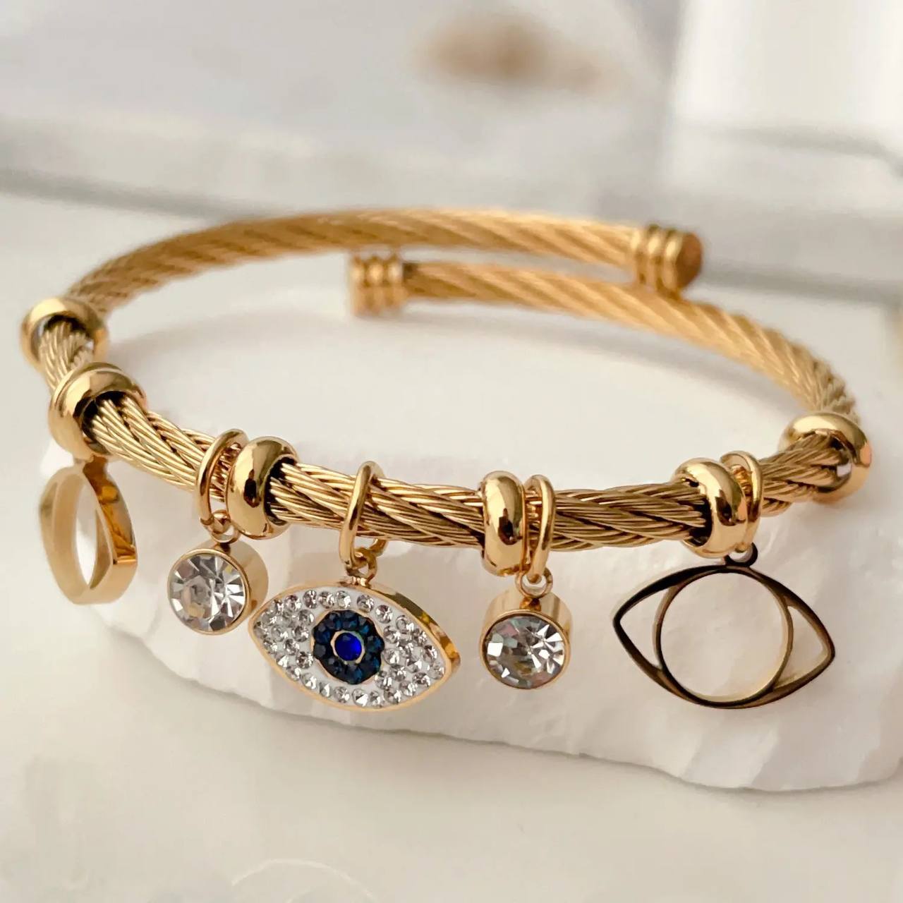 20233 Gold Plated Bangle
