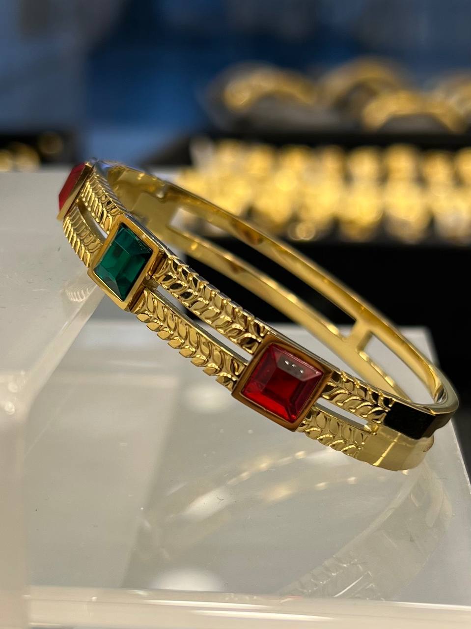 20234 Gold Plated Bangle