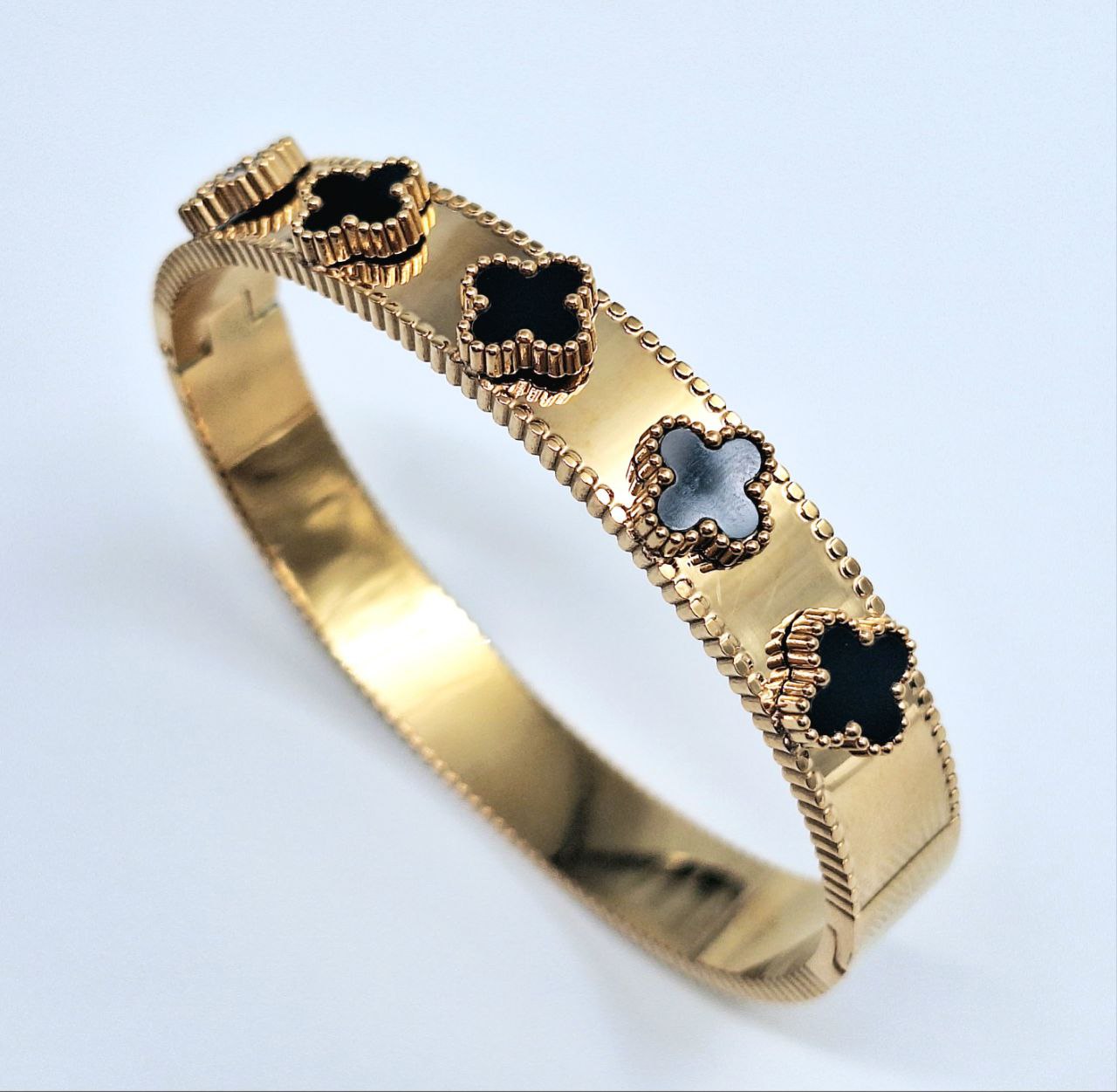 20285 Gold Plated Bangle
