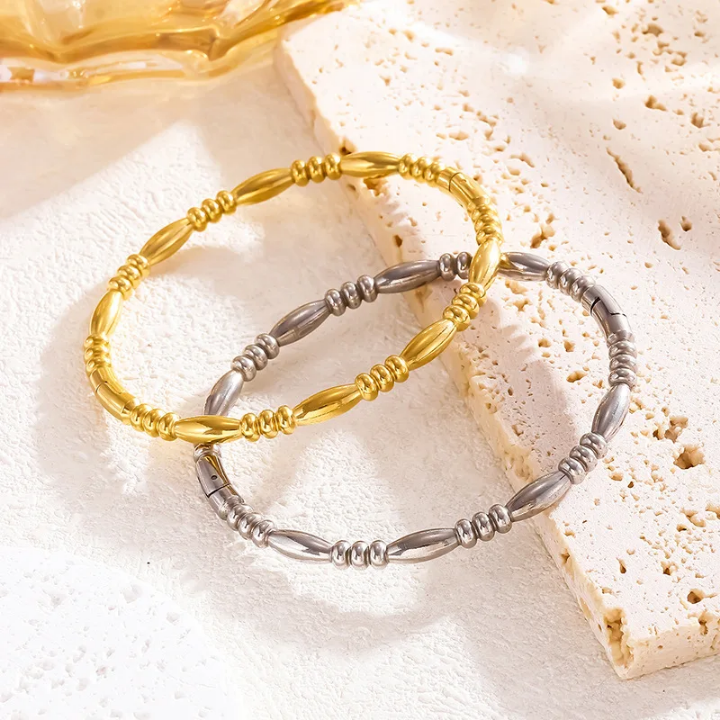 20360 Gold Plated Bangle
