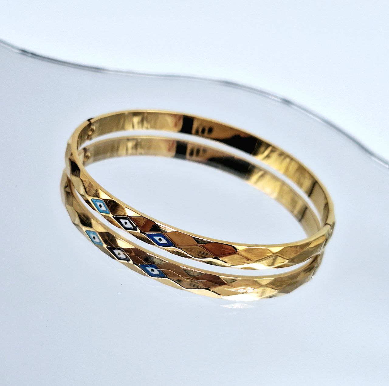 20250 Gold Plated Bangle