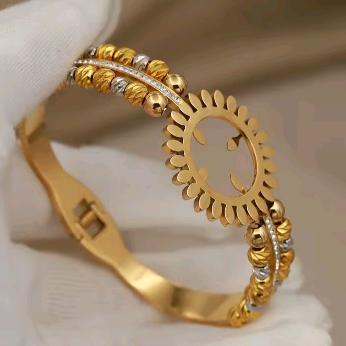 20356 Gold Plated Bangle