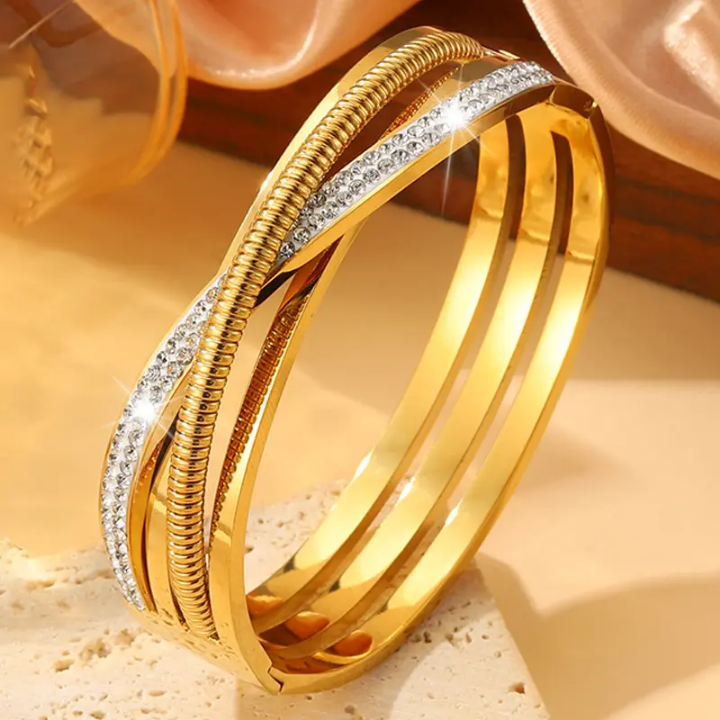 20328 Gold Plated Bangle