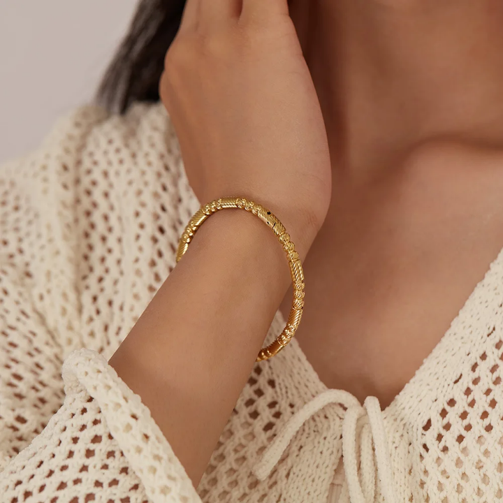 20357 Gold Plated Bangle