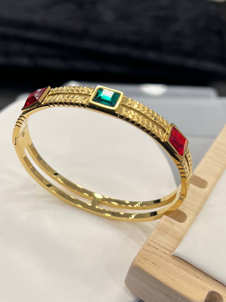 20234 Gold Plated Bangle