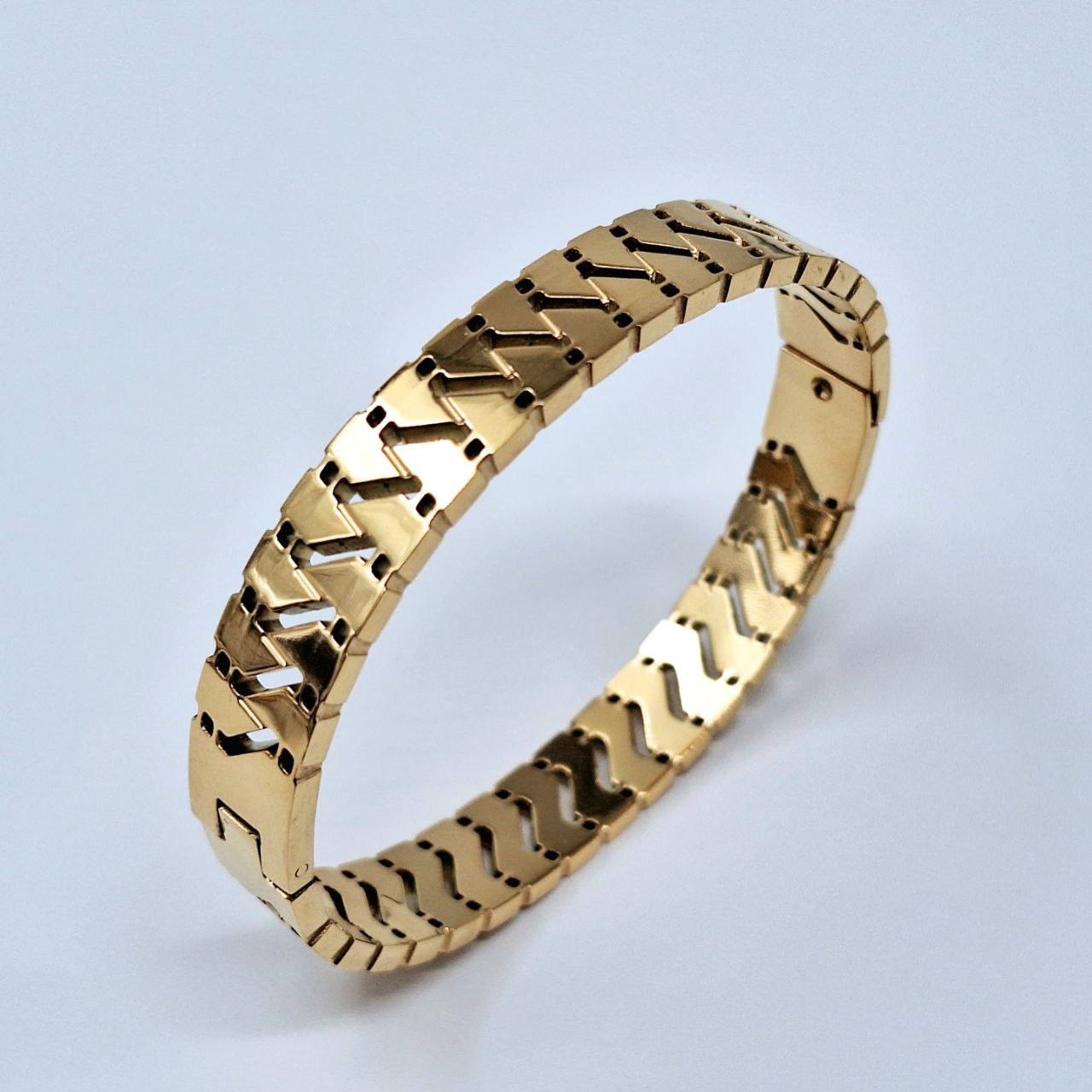 20241 Gold Plated Bangle