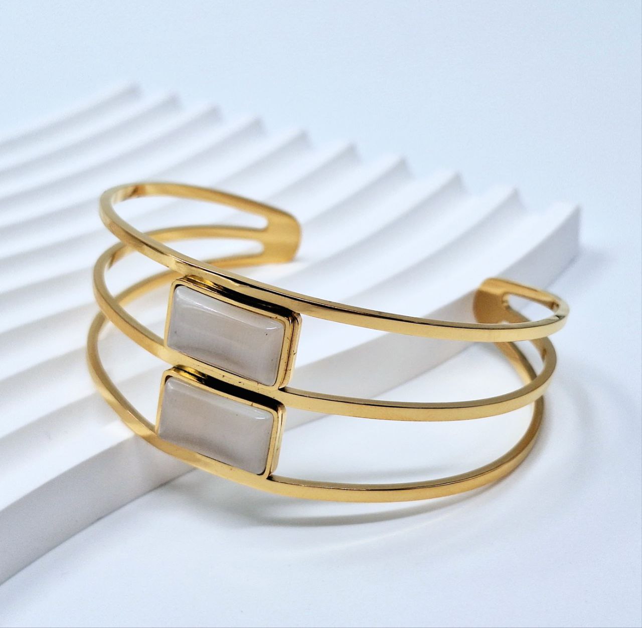 20239 Gold Plated Bangle