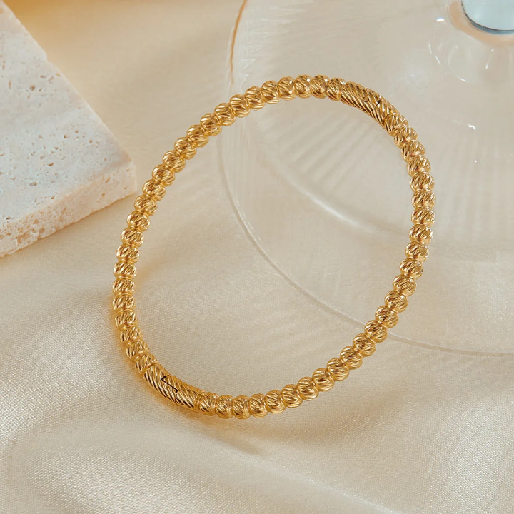 20359 Gold Plated Bangle