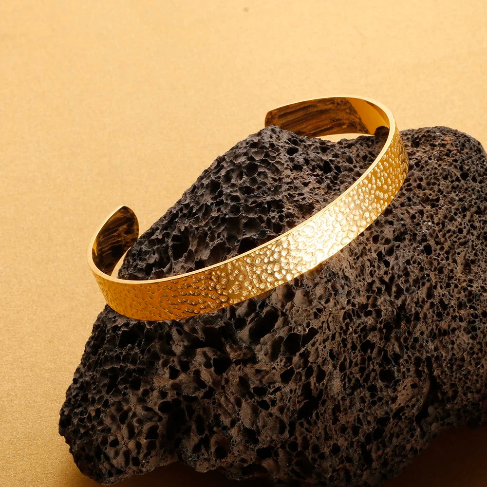 20144 Gold Plated Bangle