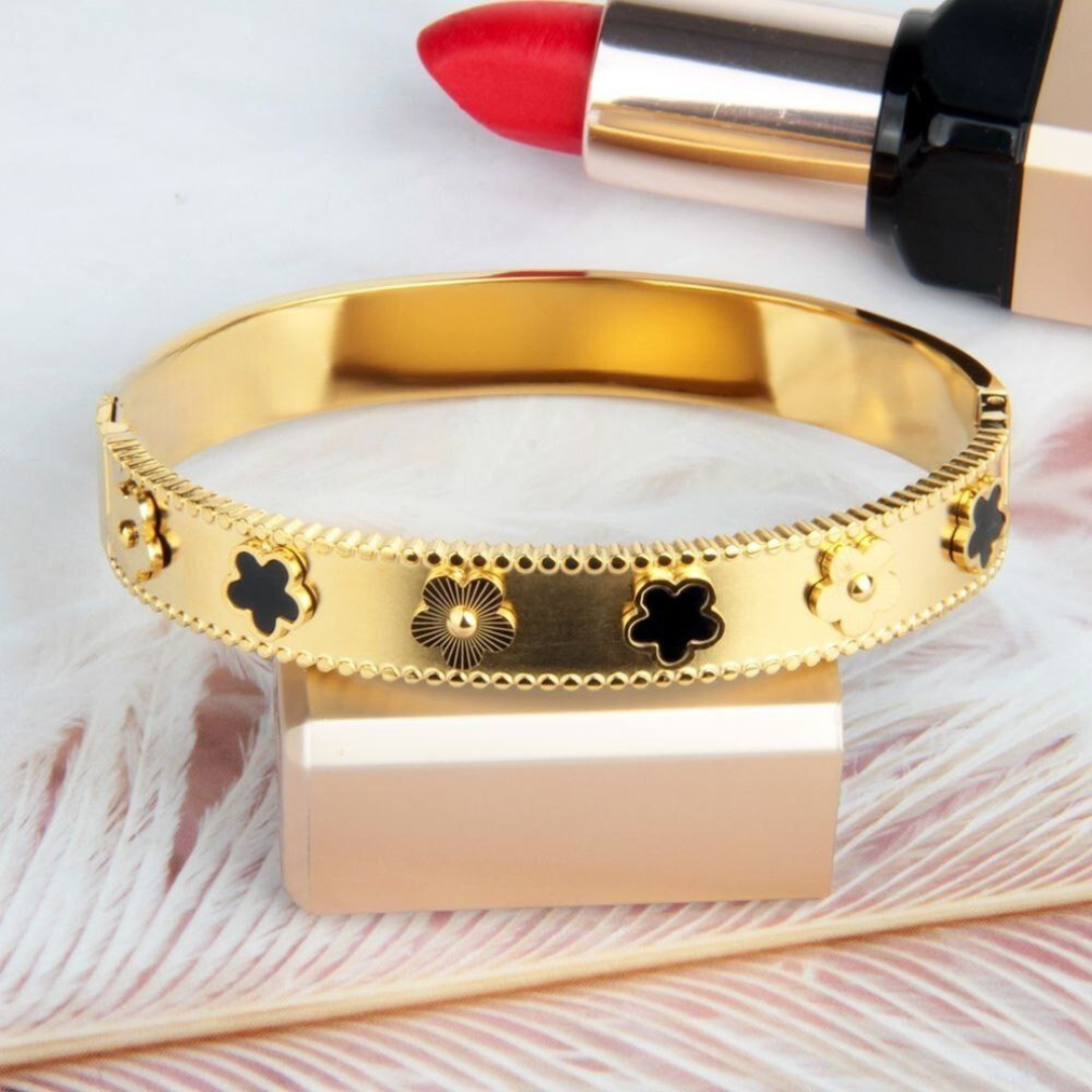 20146 Gold Plated Bangle