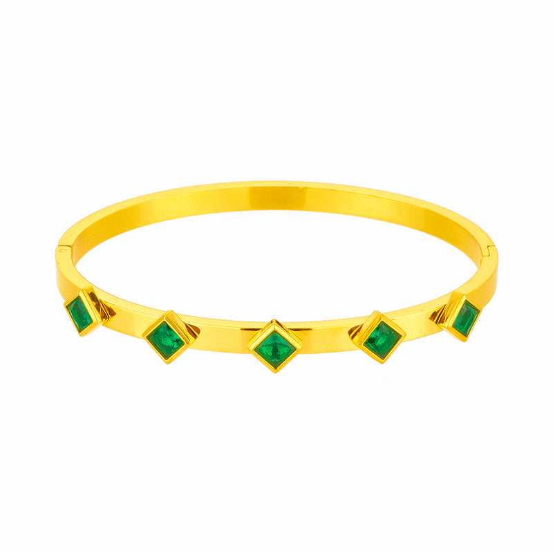 20142 Gold Plated Bangle