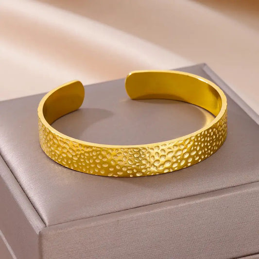 20144 Gold Plated Bangle