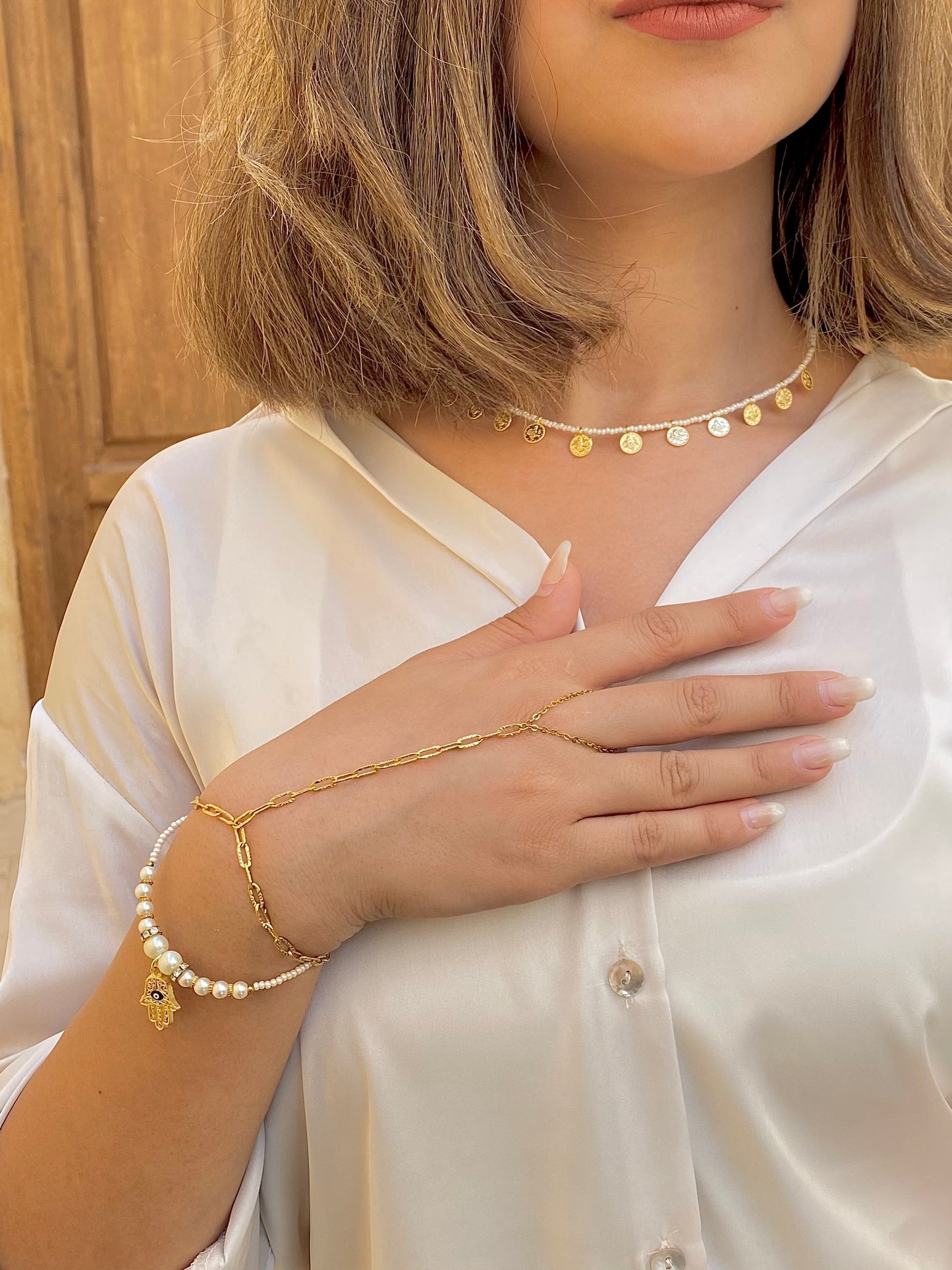 Harmony Touch | Pearl & Chain Hand Bracelet