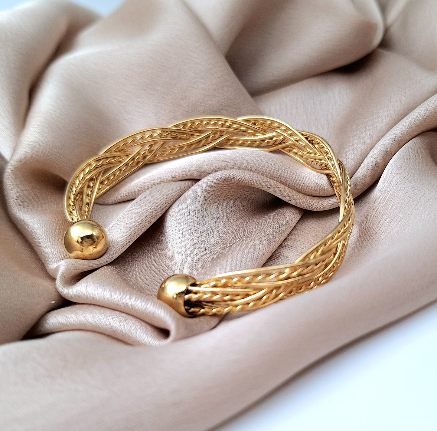 20214 Gold Plated Bangle