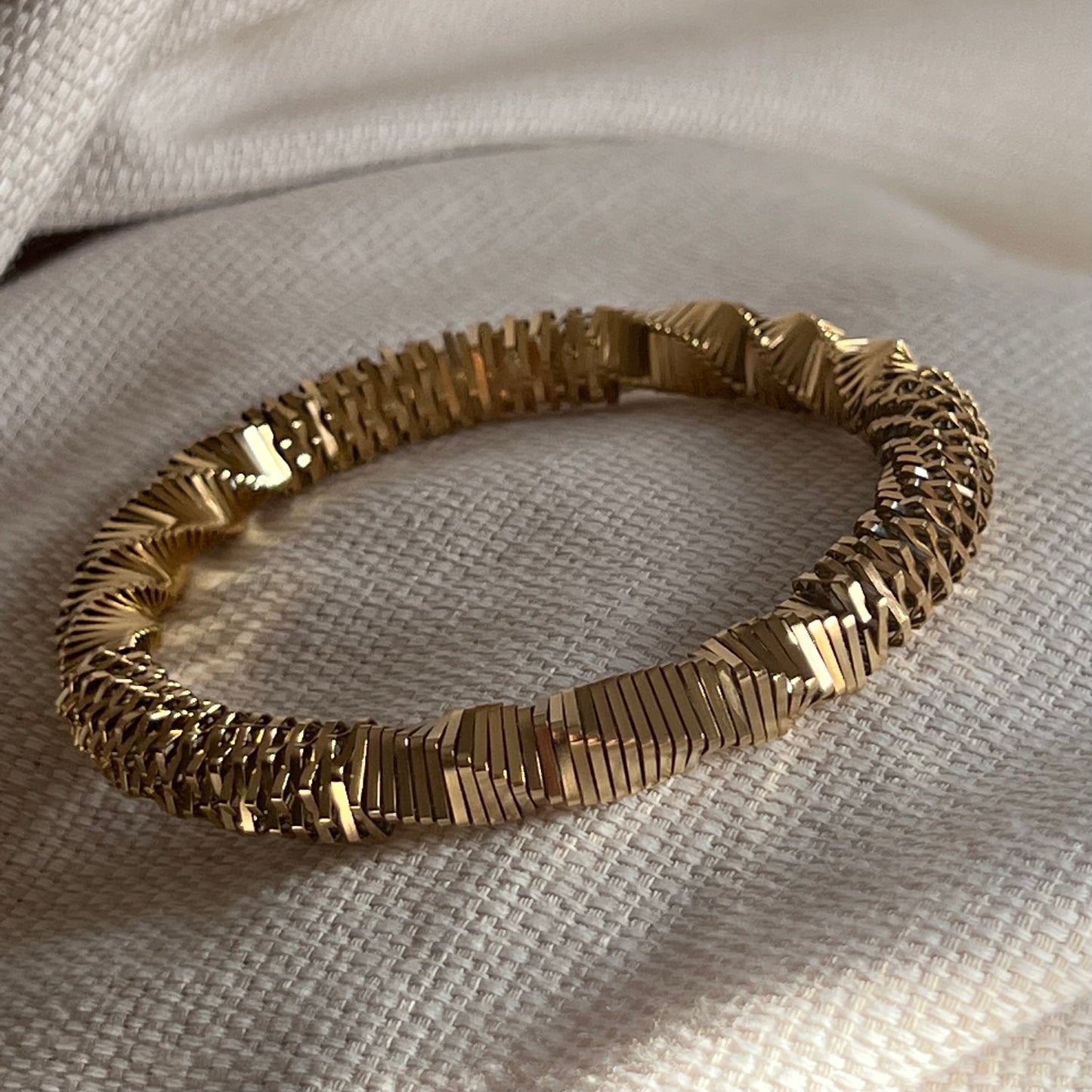 30352  Gold Plated Bracelet