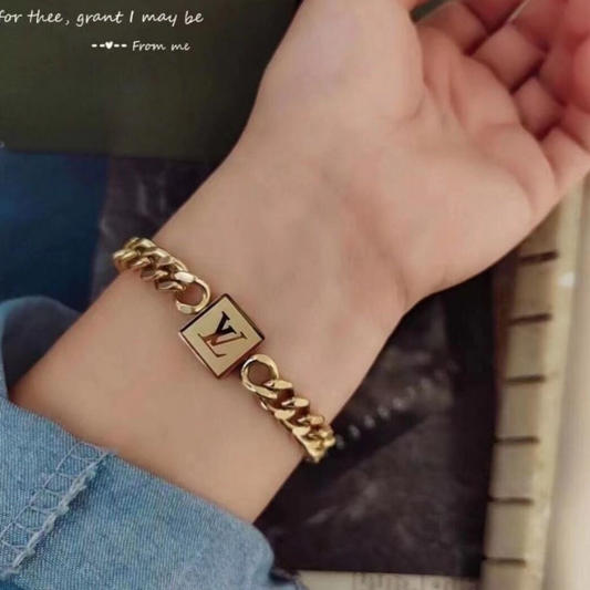 30065 Gold Plated Bracelet