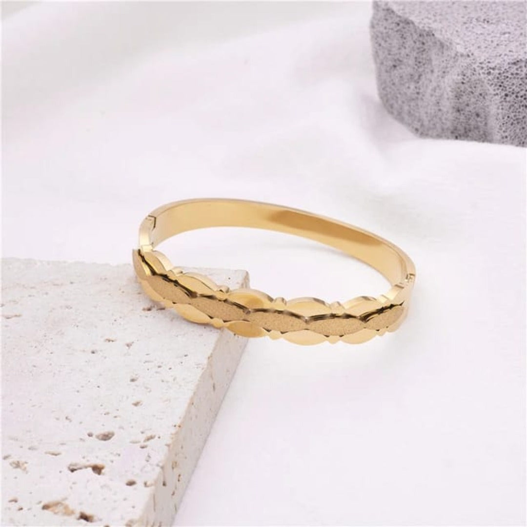 20086 Gold Plated Bracelet