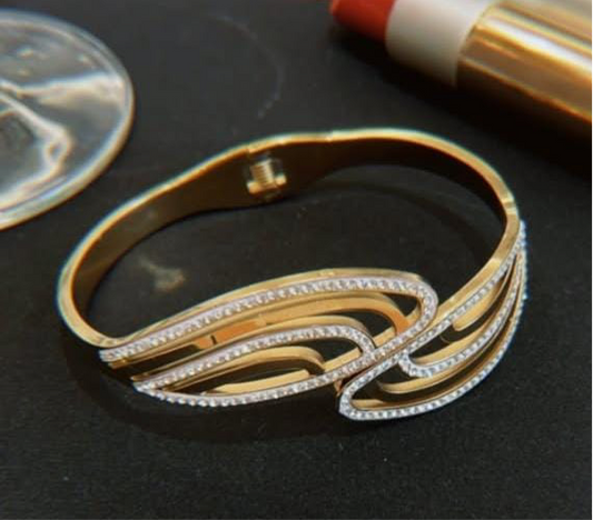 20336 Gold Plated Bangle