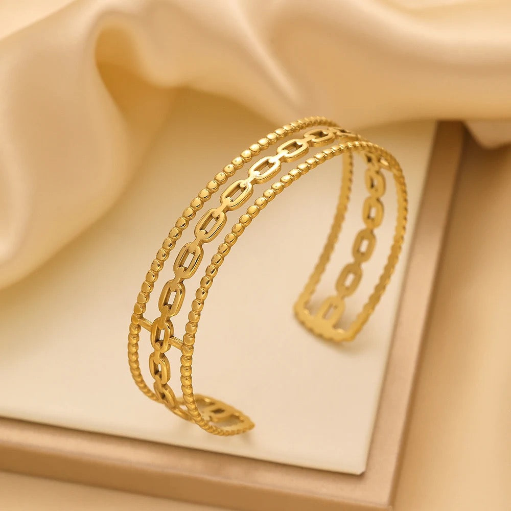 20118 Gold Plated Bangle