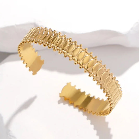 20140 Gold Plated Bangle