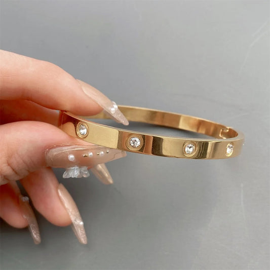 20124 Gold Plated Bangle