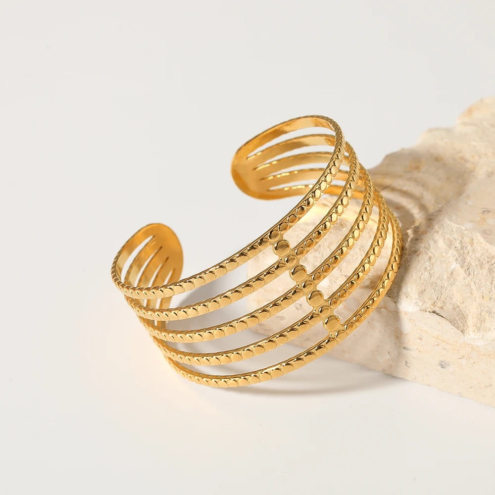 20137 Gold Plated Bangle