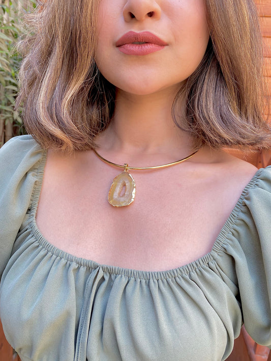 Golden Core | Singular Agate Choker