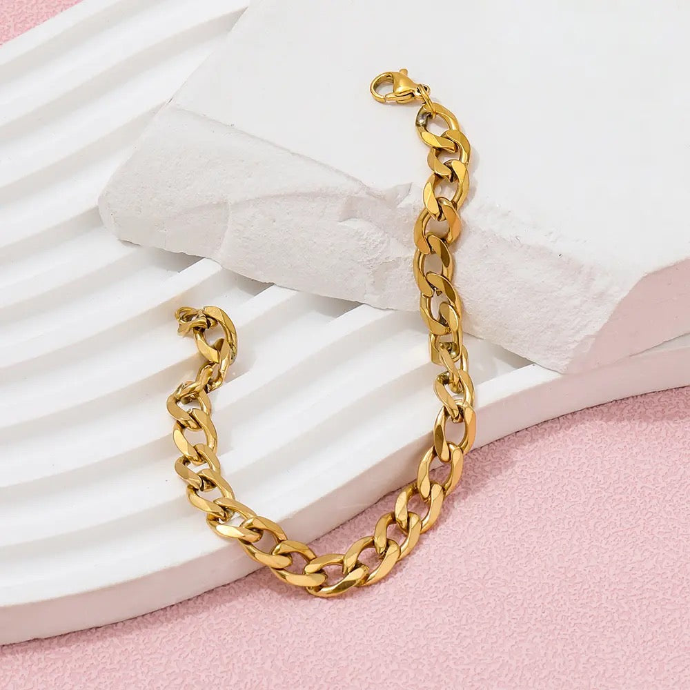 30179 Gold Plated Bracelet