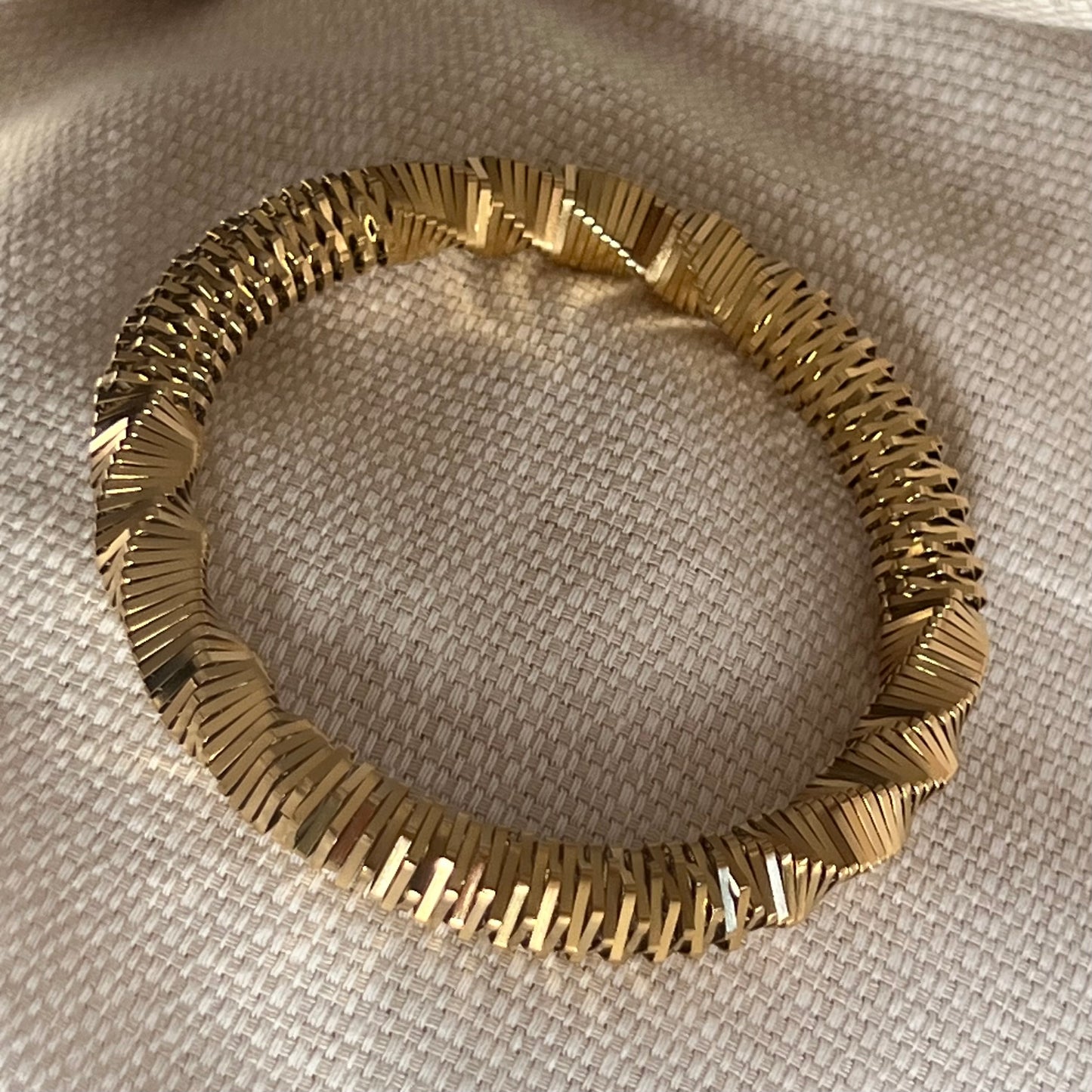 30352  Gold Plated Bracelet